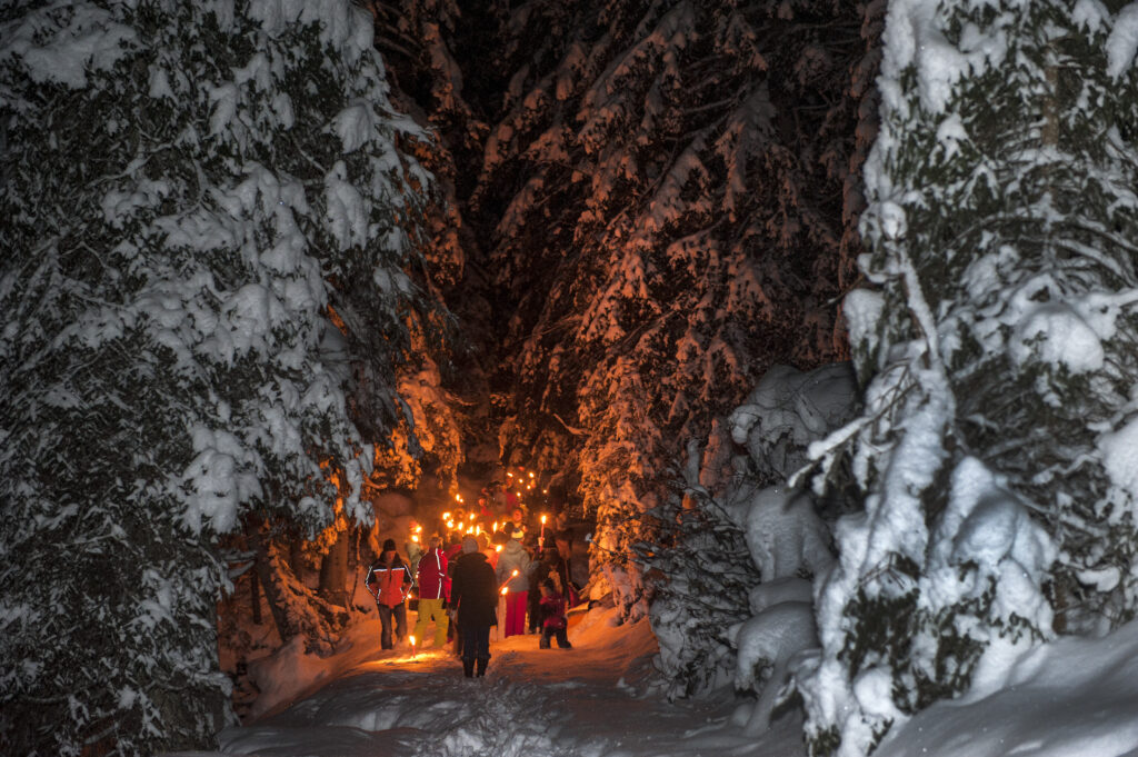 altenmarkt zauchensee tourismus winter bewegung romantik fackelwanderung advent